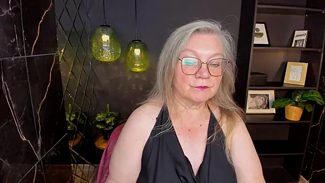 NataliMellow's Live XXX Chat