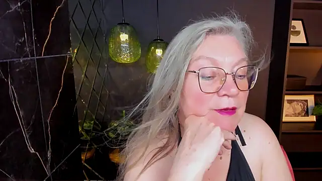 XXX chat uživo modela NataliMellow