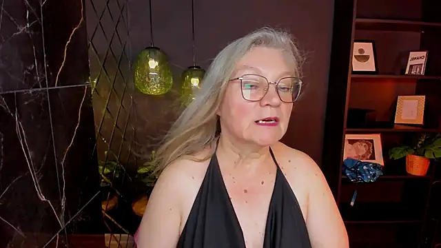 NataliMellow Chat XXX in diretta