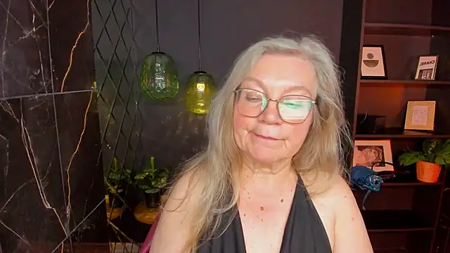 NataliMellow's Webcam Show