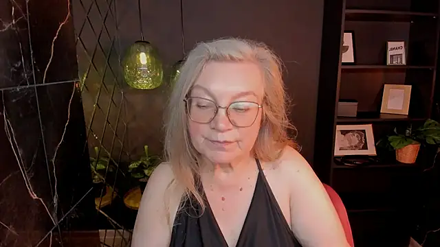 NataliMellow's Live XXX Chat