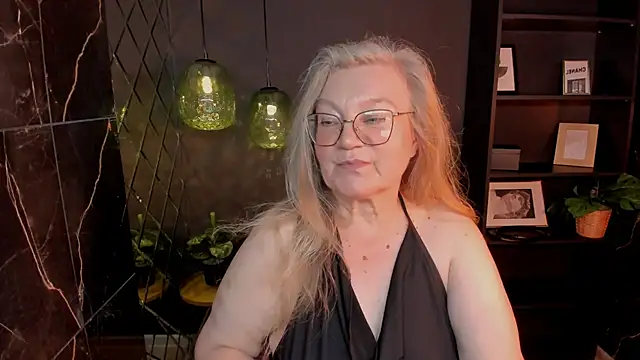 NataliMellow's Live XXX Chat