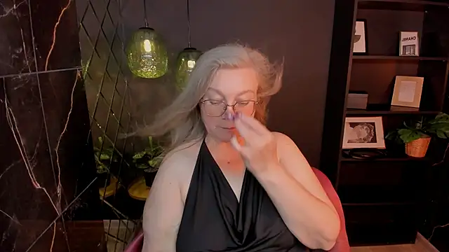 NataliMellown Webbikameraesitys
