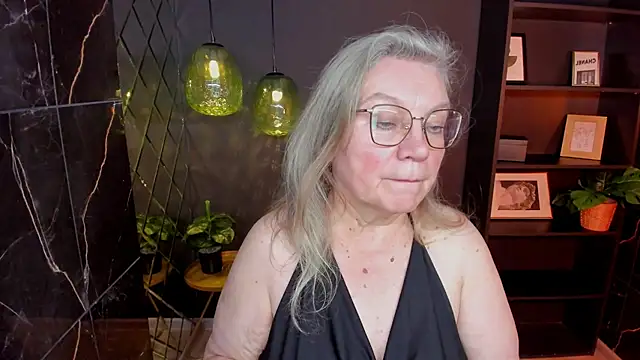NataliMellow Adlı Modelin Web Kamerası Şovu