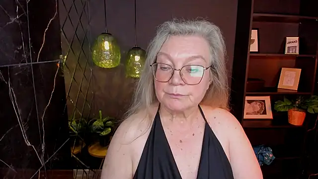 NataliMellow's Webcam Show