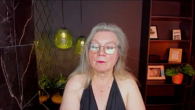 NataliMellow Chat XXX in diretta