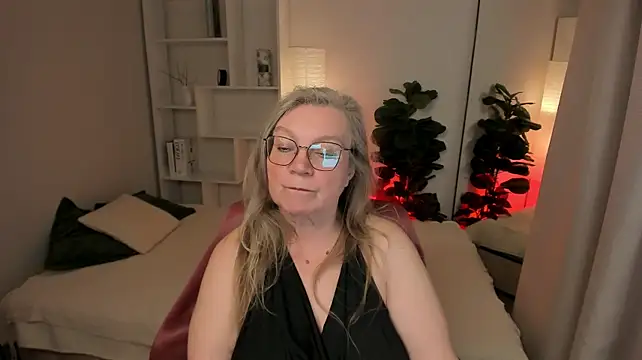 NataliMellow Adlı Modelin Web Kamerası Şovu