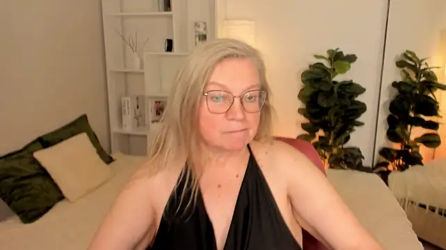 NataliMellow's Live XXX Chat
