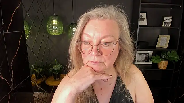 NataliMellow Webcam show
