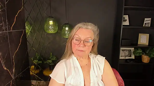 NataliMellow's Live XXX Chat