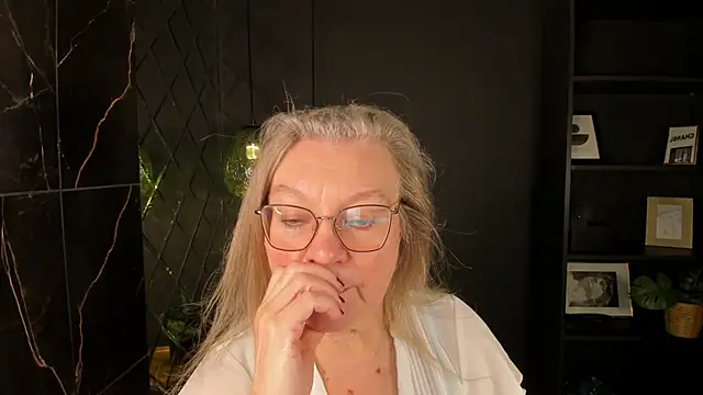 NataliMellow Webcam show