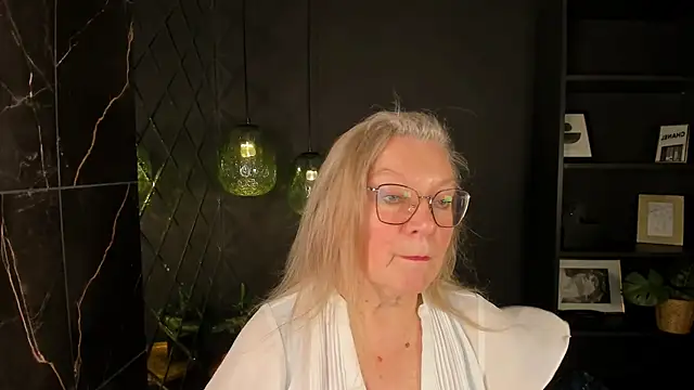 NataliMellow Webcam show