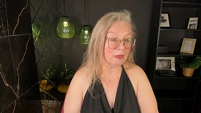 NataliMellow's Webcam Show