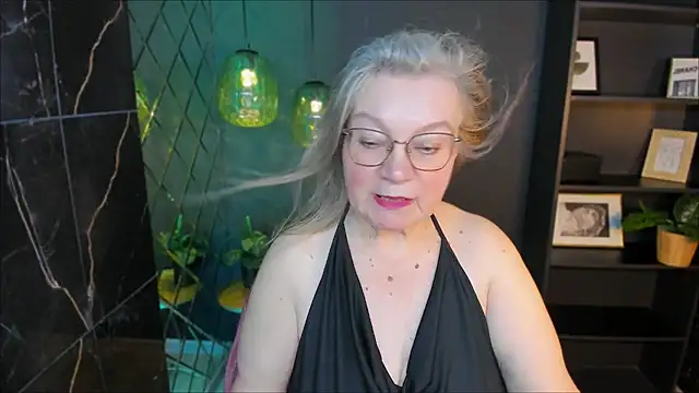 NataliMellow's Live XXX Chat