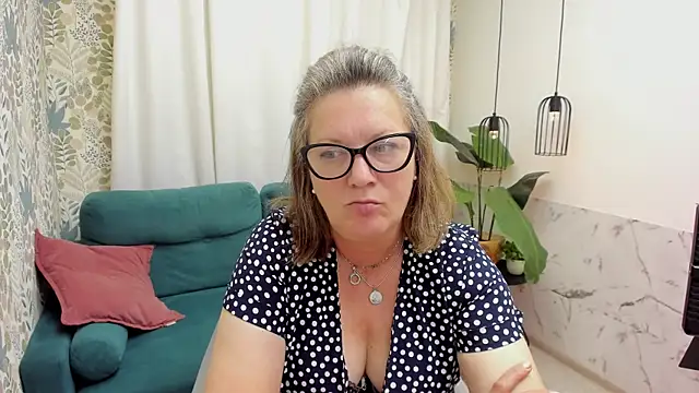 LeaPure Live XXX Chat