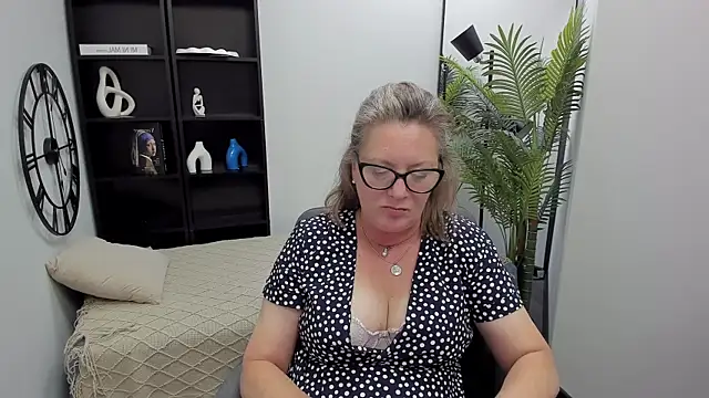LeaPure – Naživo XXX chat