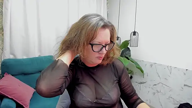 LeaPure's Live XXX Chat
