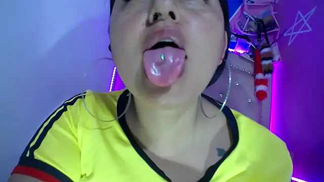 violetaass' Webcam Show