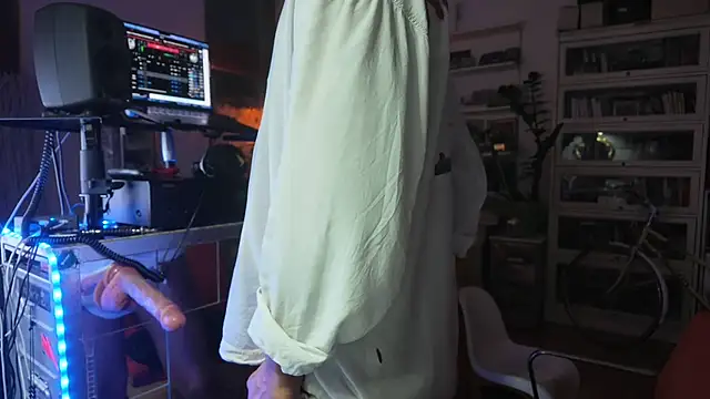 Pokazy przed kamerką – LItchie69