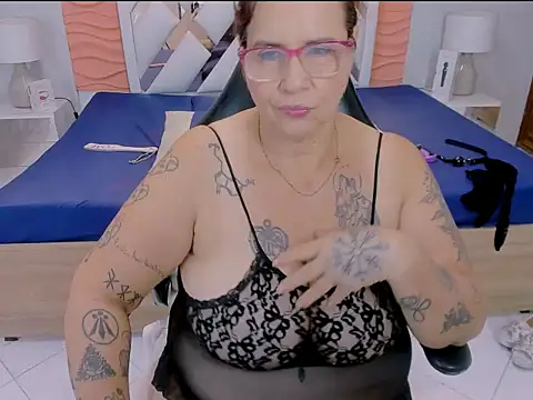 laura_riley live XXX chat