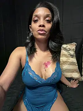 Rakiyahcharms' Webcam Show