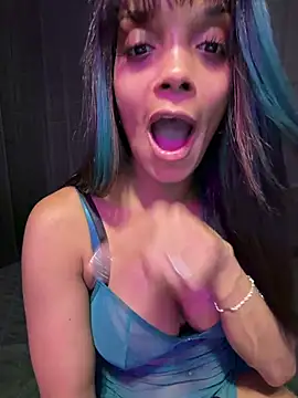 Chat XXX en directo de Rakiyahcharms