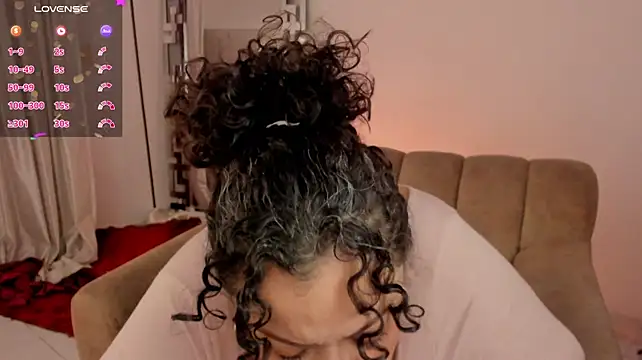 Chat XXX en directo de Cherryboobss