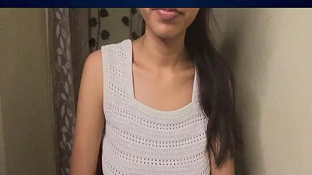 Madhubala01's Live XXX Chat