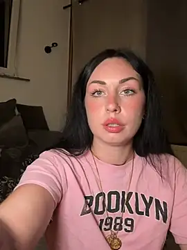 Estherjizz 在線直播表演