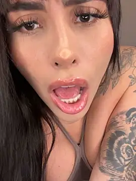 Sarah_Stone_ Chat XXX live
