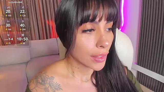 Chatroom XXX en direct de Sarah_Stone_