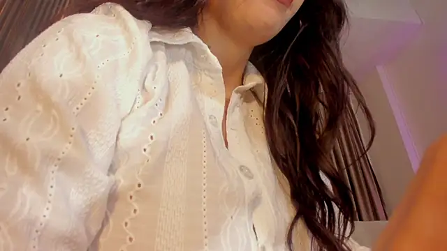 Sarah_Stone_ – Naživo XXX chat