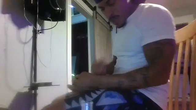 BigWayneBabyXXX webkamerás műsora