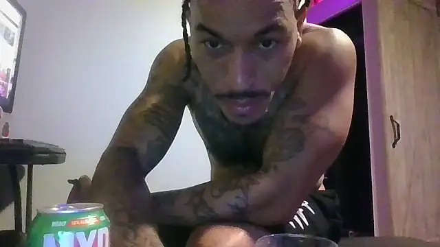 BigWayneBabyXXX: διαδικτυακό σόου στην κάμερα