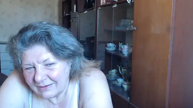HotLusi's Live XXX Chat