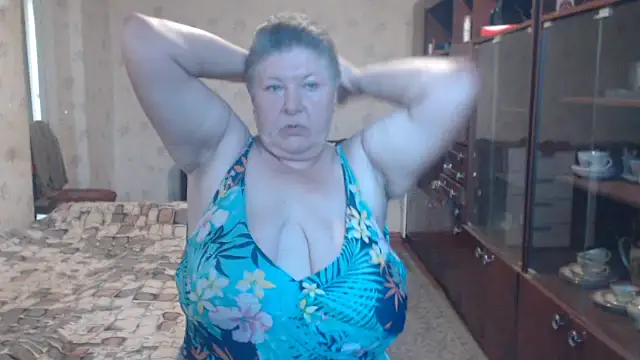 XXX chat uživo modela HotLusi