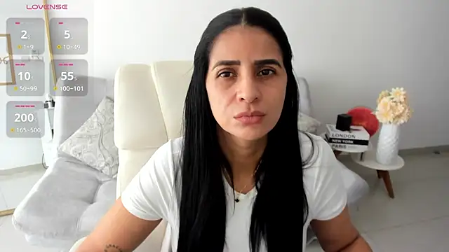 renata_t_'s Live XXX Chat