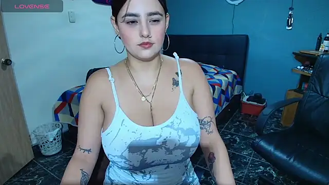 angelasm Show in webcam