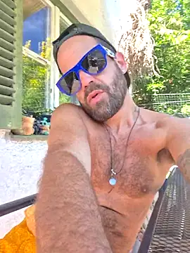 fuckerplayer1's Webcam Show