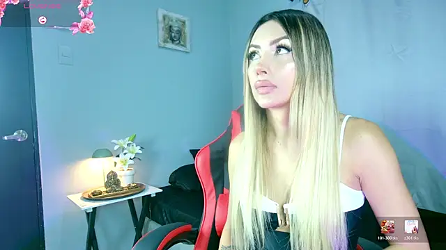 ale_lovee Adlı Modelin Web Kamerası Şovu