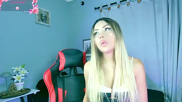 ale_lovee's Webcam Show