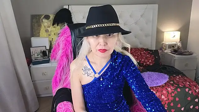 RoxalanaStar Webcam Show