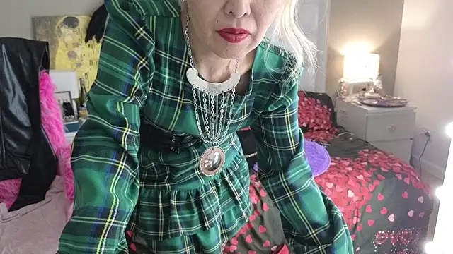 RoxalanaStar's Webcam Show