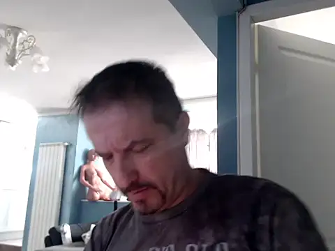 Czat XXX na żywo – MisterFaithRO