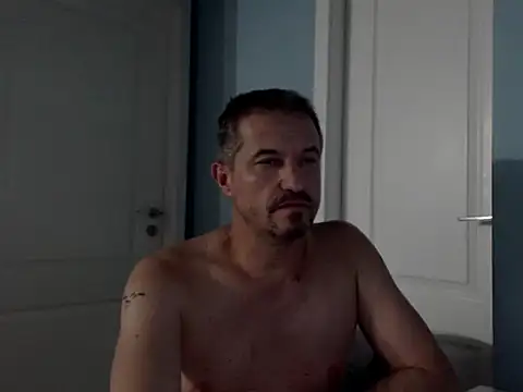 MisterFaithRO Pertunjukan Webcam