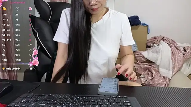 kittybabe69's Live XXX Chat