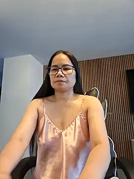 kittybabe69 Adlı Modelin Canlı Sohbet Odası