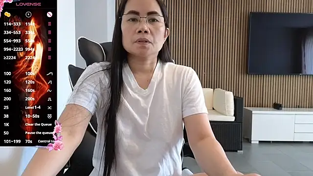 Živý XXX chat kittybabe69