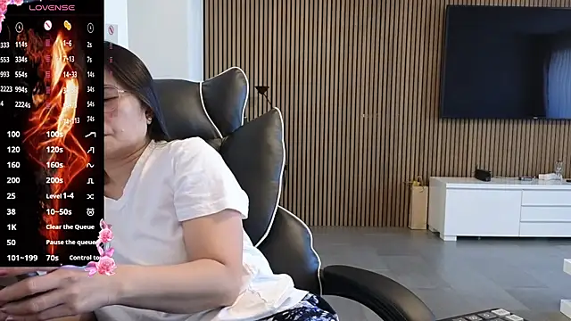 Silkycreamy_ivory live XXX chat
