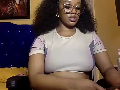 BOOTY_BANGERxxx Adlı Modelin Web Kamerası Şovu